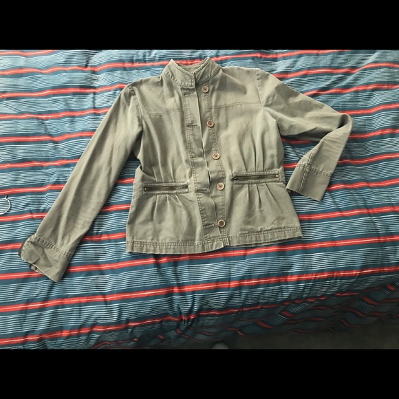 Olive jean jacket medium size - Picture 1 of 2